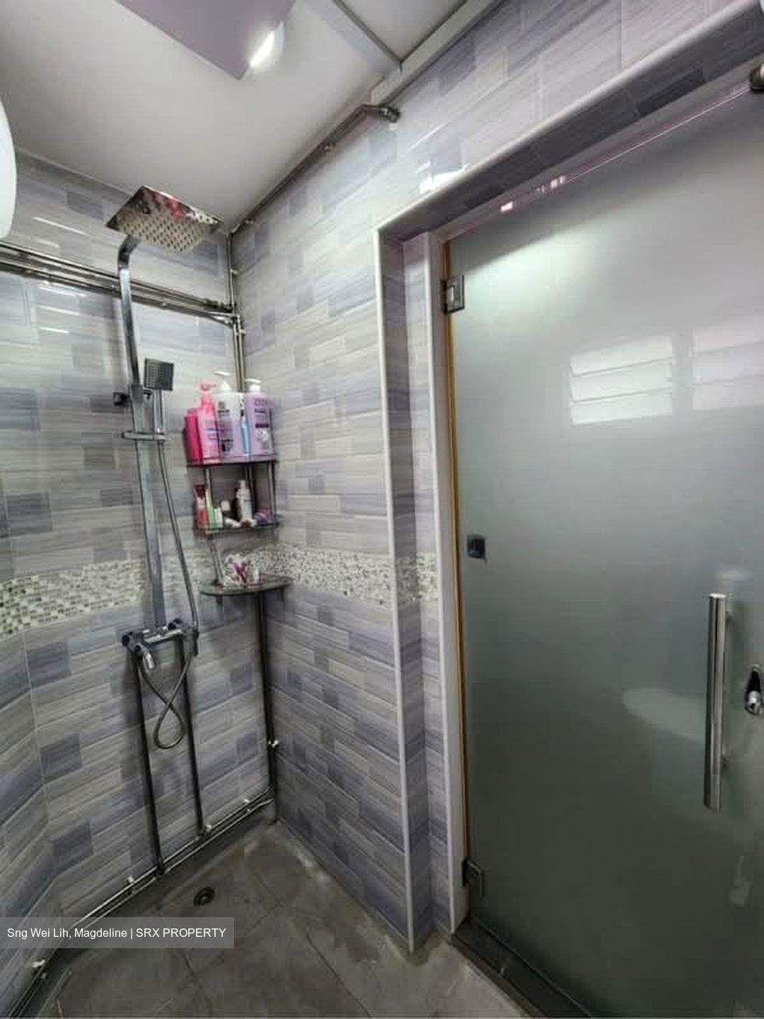 Blk 241 Jurong East Street 24 (Jurong East), HDB 3 Rooms #605798571